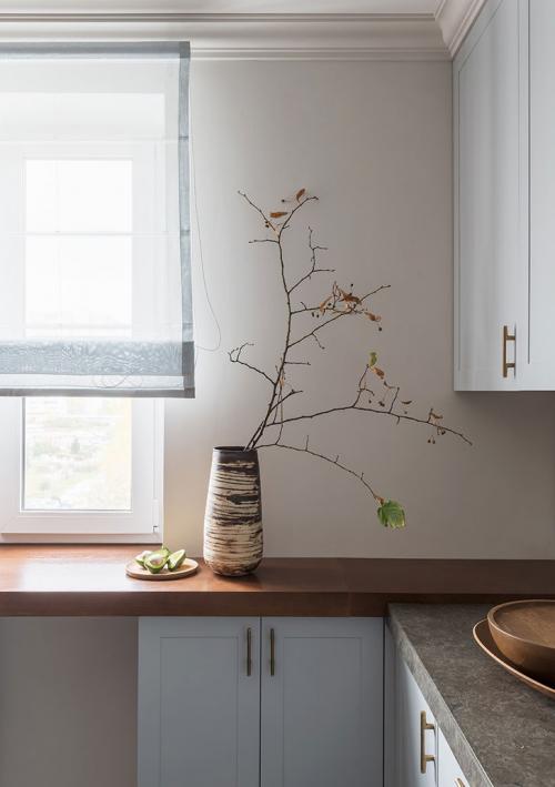 Современная квартира в спокойных тонах (64 кв. м) 05