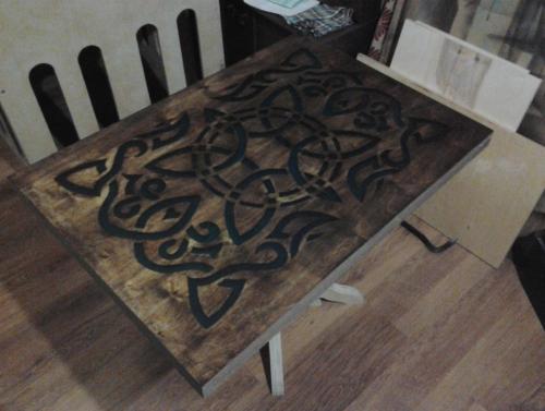 Крутой стол с подсветкой. Как Вам идея? 05