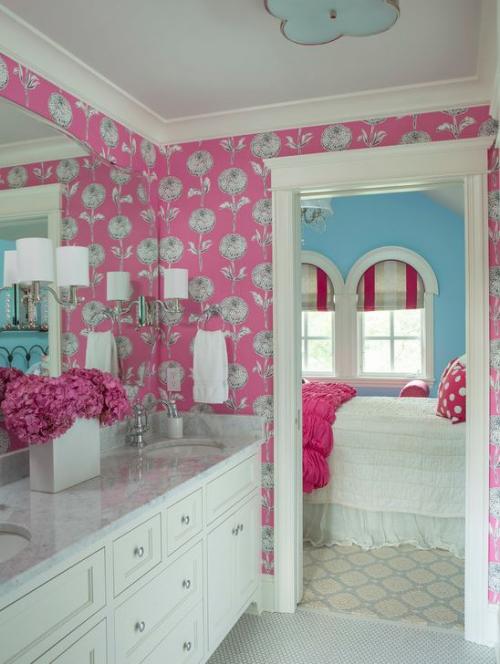 Интерьер ванны в розовых оттенках 05