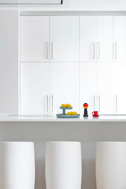 Нежная минималистичная квартира в Барселоне (90 кв. м) 08