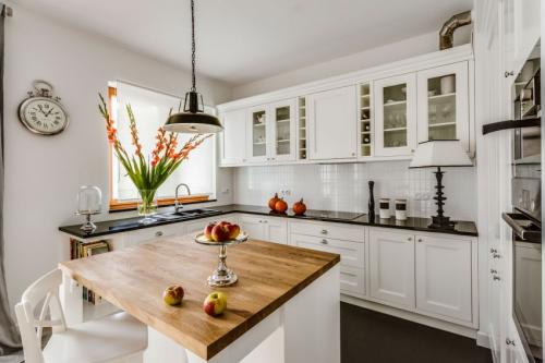 Красивая уютная кухня 03