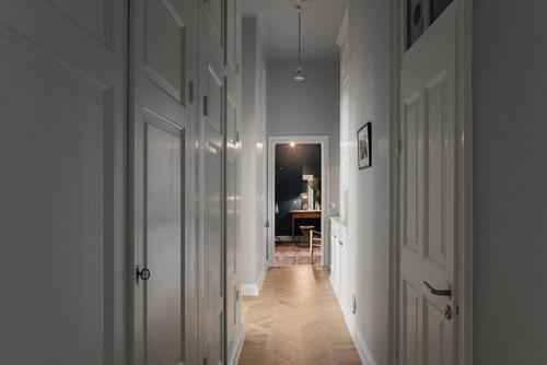 Атмосферная квартира в дымчато-пастельных оттенках в Стокгольме 13