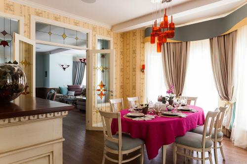 Уютный интерьер дачи 08