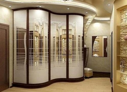 Как визуально расширить коридор. 