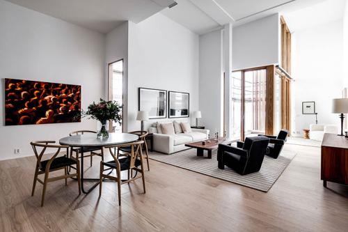 Открытое пространство и ничего лишнего: современная квартира в Швеции 03