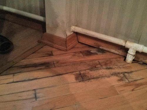 Ремонт вздутого паркета. Ремонт паркета после залива водой