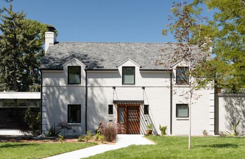 Дом художника в США: принты, фактуры и предметы искусства 10