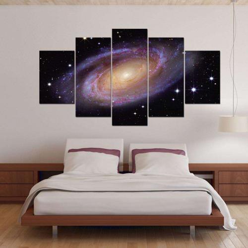 Как красиво повесить картины на стене. 5 ошибок размещения картин на стенах