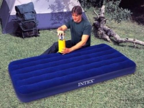 Чем заклеить надувной матрас Intex. Как я заклеивал надувную кровать Intex 10 Чем заклеить надувной матрас Intex. Как я заклеивал надувную кровать Intex 10