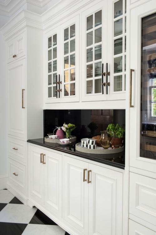 Интерьер особняка в пляжном стиле 11