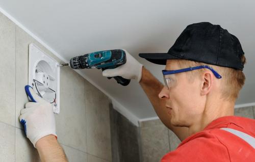 Шкафы на кухне до потолка. Минусы верхних кухонных шкафов до потолка