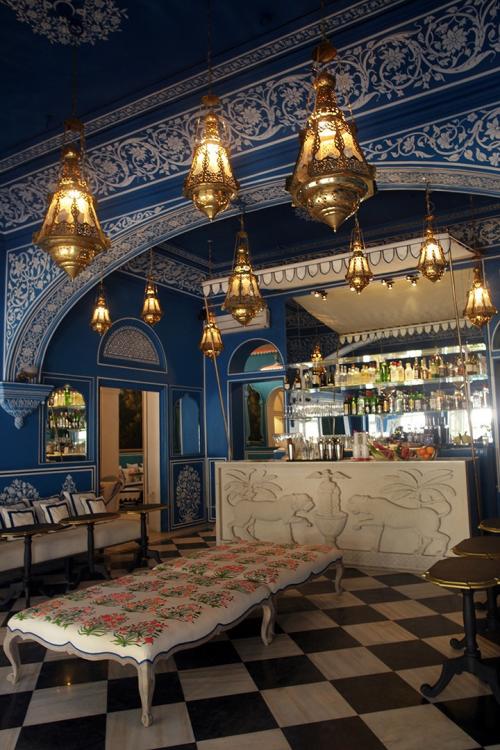 Синий цвет в интерьере 01