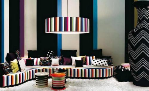 Обои в комнату светлые. Какие обои увеличивают комнату: стилевые решения 10