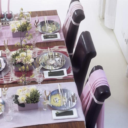 20 способов красиво украсить стол салфетками 02