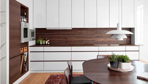 Фартук из дерева на кухню. Особенности деревянных фартуков 01 Фартук из дерева на кухню. Особенности деревянных фартуков 01