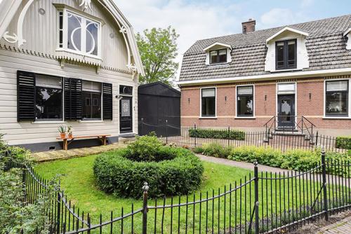 Традиционный голландский домик: красивый снаружи, милый внутри 18