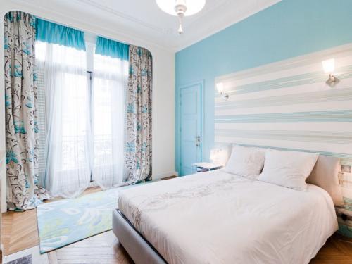 Как выбрать обои для спальни. Какие обои выбрать в спальню: выбор цвета и материала 11