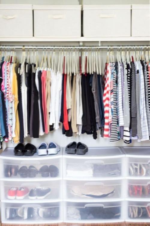 Лайфхаки для одежды в шкафу. 10 лайфхаков для организации идеального порядка в шкафу
