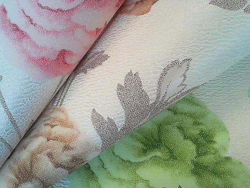 Флизелиновые или бумажные обои.