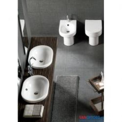 Унитаз с бачком в стене. Типы сливных бачков 14 Унитаз с бачком в стене. Типы сливных бачков 14