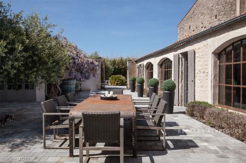 Винтажная Франция: особняк 19 века обрел новую жизнь 10