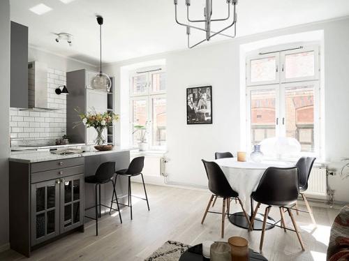 Солнечный скандинавский интерьер двухкомнатной квартиры 04