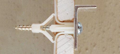 Как повесить картину. Традиционные способы крепления картин