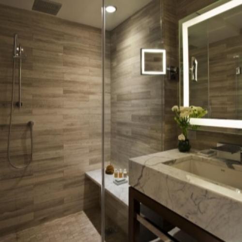 Ванная комната из дерева. Особенности электроснабжения в ванной комнате 11