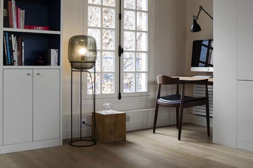 Необычная парижская квартира со интерьерами в синих тонах 07