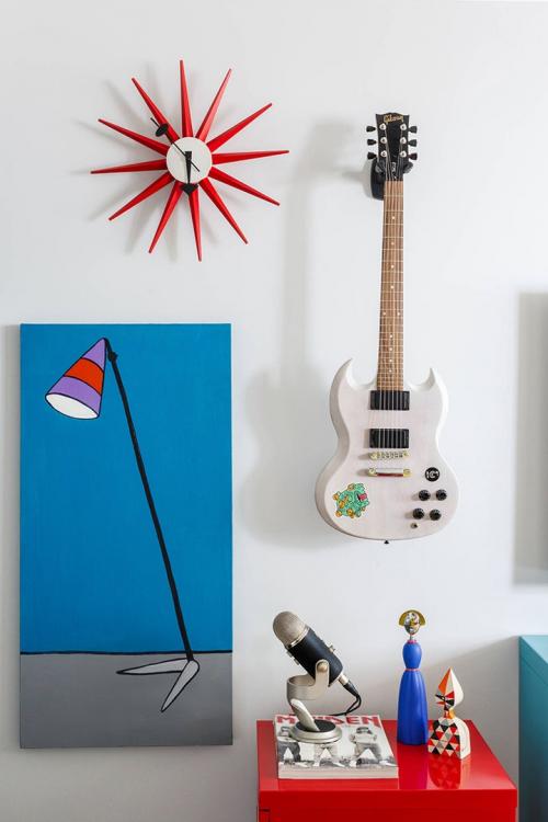 Яркая квартира для девушки в Москве (34 кв. м) 08