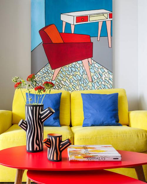 Яркая квартира для девушки в Москве (34 кв. м) 01