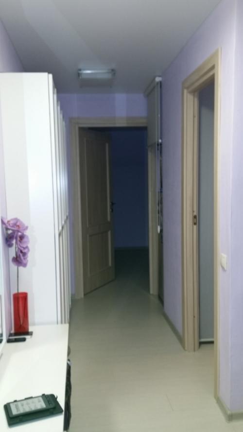 Как спрятать в комнате холодильник. Прячься скорее в шкаф! Семь идей о том, как сделать квартиру просторнее 16 Как спрятать в комнате холодильник. Прячься скорее в шкаф! Семь идей о том, как сделать квартиру просторнее 16