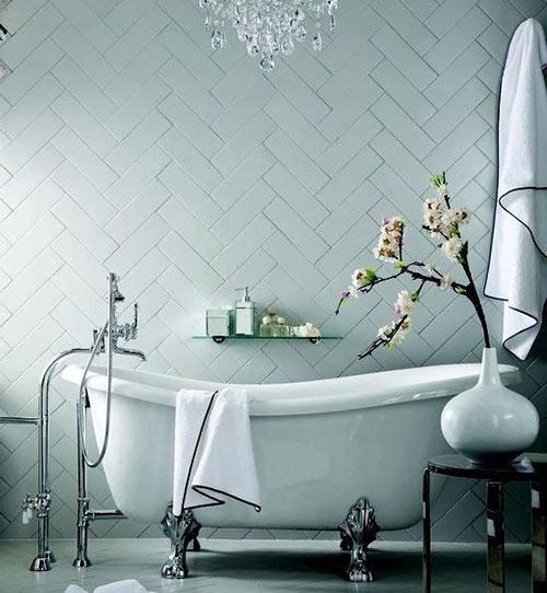 Ванная в комната в коттедже. Выбор материалов для ванной