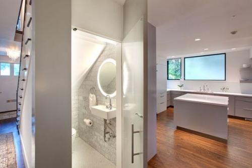 Раковина в маленькой ванной. Советы по выбору подходящей раковины для компактной ванной комнаты