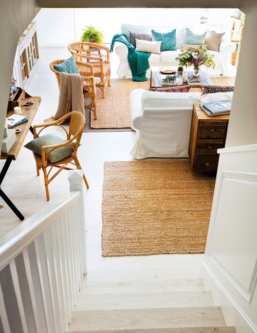 Белый, зеленый, соломенный: интерьер дома в Испании, который дарит умиротворение и радость 10