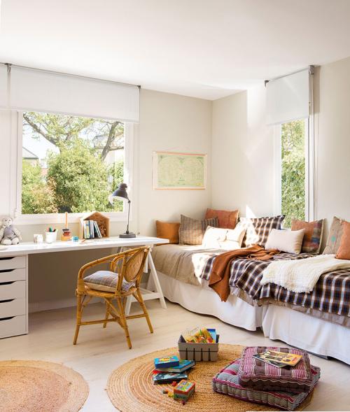 Белый, зеленый, соломенный: интерьер дома в Испании, который дарит умиротворение и радость 13