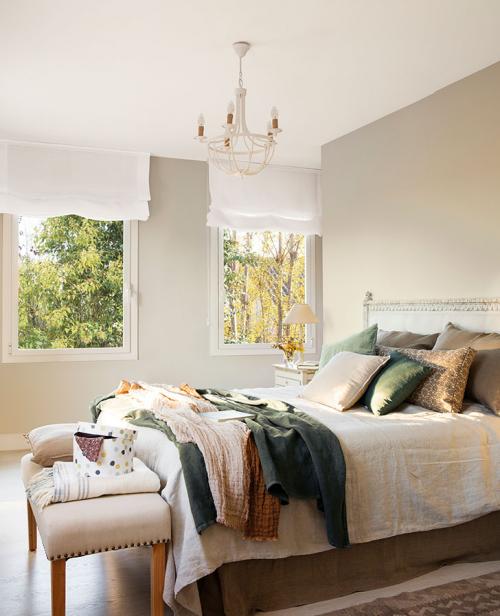 Белый, зеленый, соломенный: интерьер дома в Испании, который дарит умиротворение и радость 16