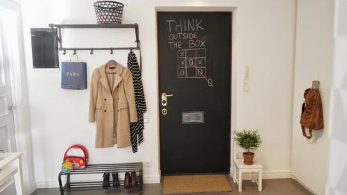 Грифельная стена в интерьере. Грифельные стены и доски в интерьере квартиры