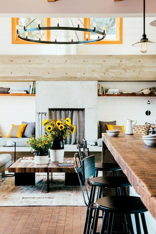 Необычный дом для большой семьи у озера в США 06