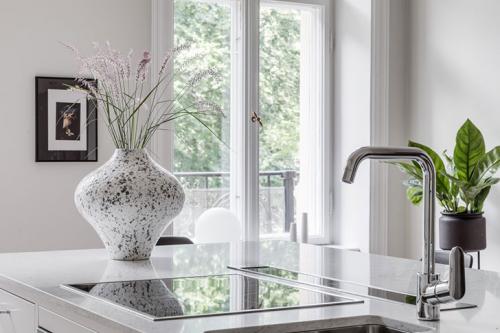 Элегантный белый интерьер в Гетеборге 09