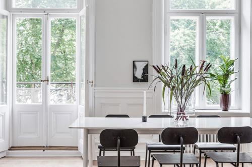 Элегантный белый интерьер в Гетеборге 02