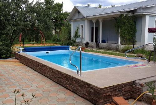 Как сделать бассейн во дворе. Как сделать бассейн в частном доме или на даче своими руками из подручных материалов (100 фото)