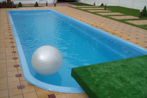 Как сделать бассейн во дворе. Как сделать бассейн в частном доме или на даче своими руками из подручных материалов (100 фото)