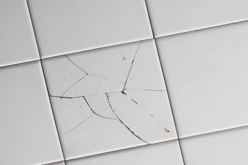 Как украсить плитку в ванной своими руками. Украшения для ванной своими руками 14