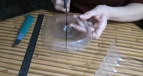 Хлебница из пластиковых бутылок своими руками. Как сделать старинную бронзовую хлебницу из пластиковой бутылки и старых газет