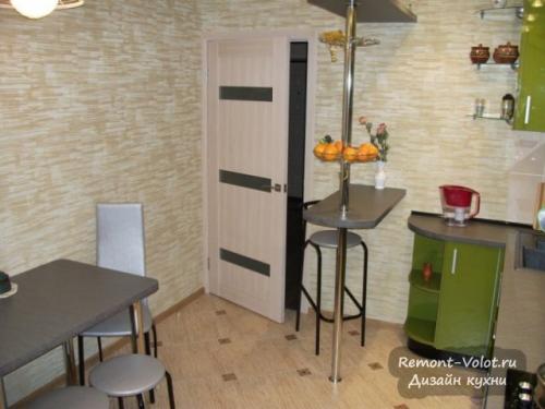 Маленькая кухня с барной стойкой вместо стола. Как разместить барную стойку на маленькой кухне?