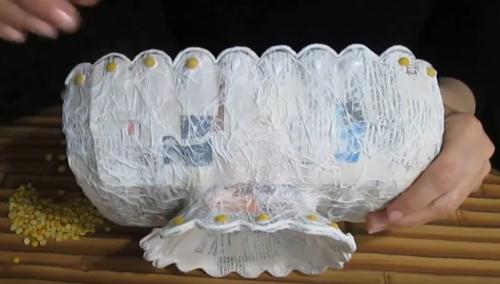 Хлебница из пластиковых бутылок своими руками. Как сделать старинную бронзовую хлебницу из пластиковой бутылки и старых газет