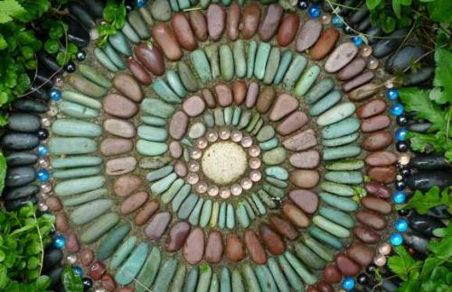 Что можно сделать из остатков плитки. Что можно сделать из битой керамической плитки для дизайна? 17