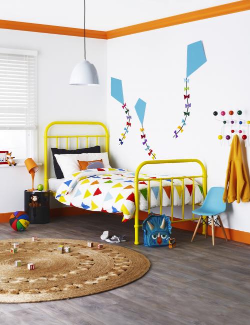 Плинтус темнее пола. Как должны сочетаться плинтус и пол в интерьере [7 советов от дизайнера]