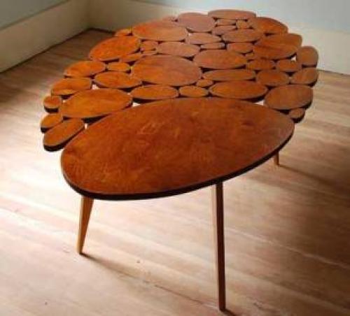 Садовый столик из плитки. Уличный стол для дачи из дерева